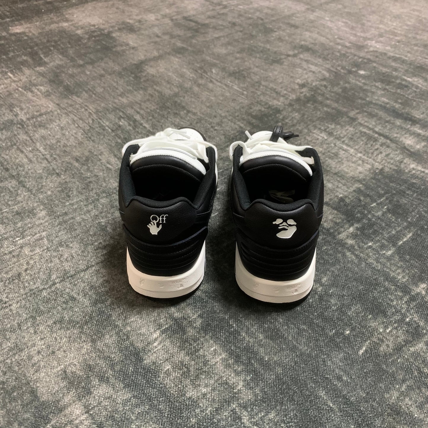 Off-White Out of Office 'Black White' Leather Zip Tie
