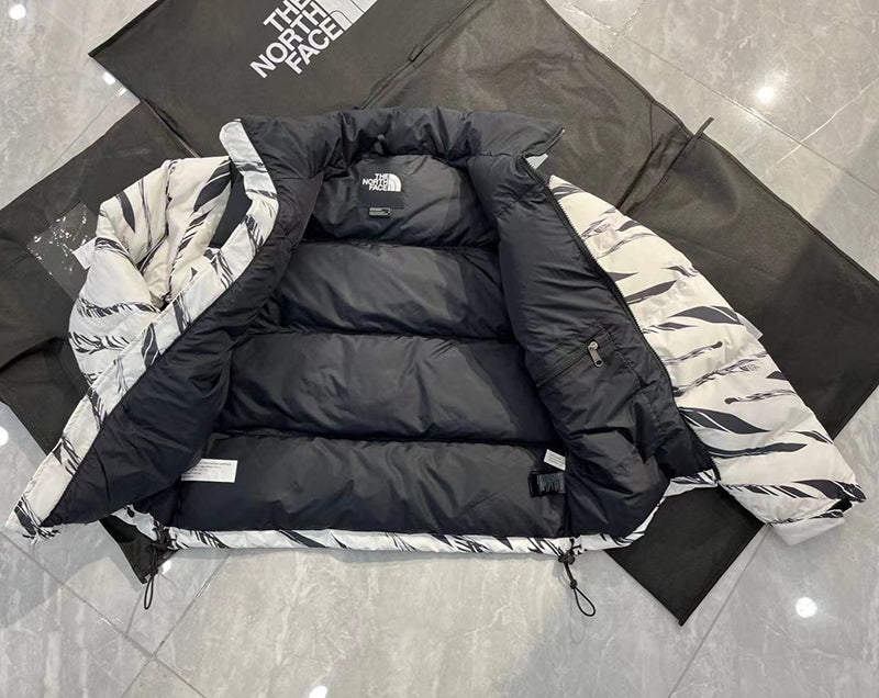THE NORTH FACE 1996 NUPSET ZEBRA LOGO PATTERN JACKET WHITE