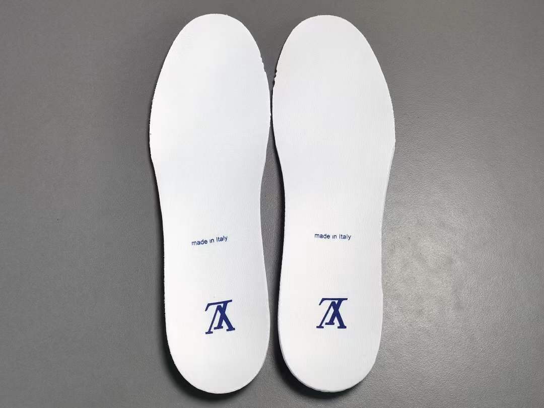 LV Trainer White Blue SS21