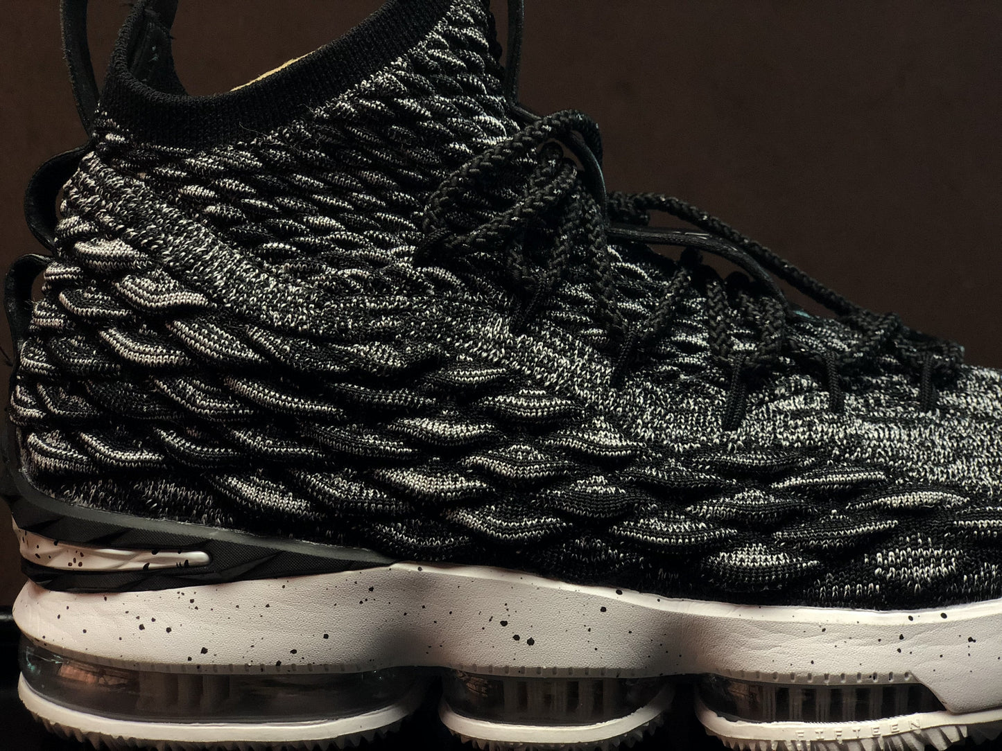 Nike Lebron XV Low EP 15 / Ashes