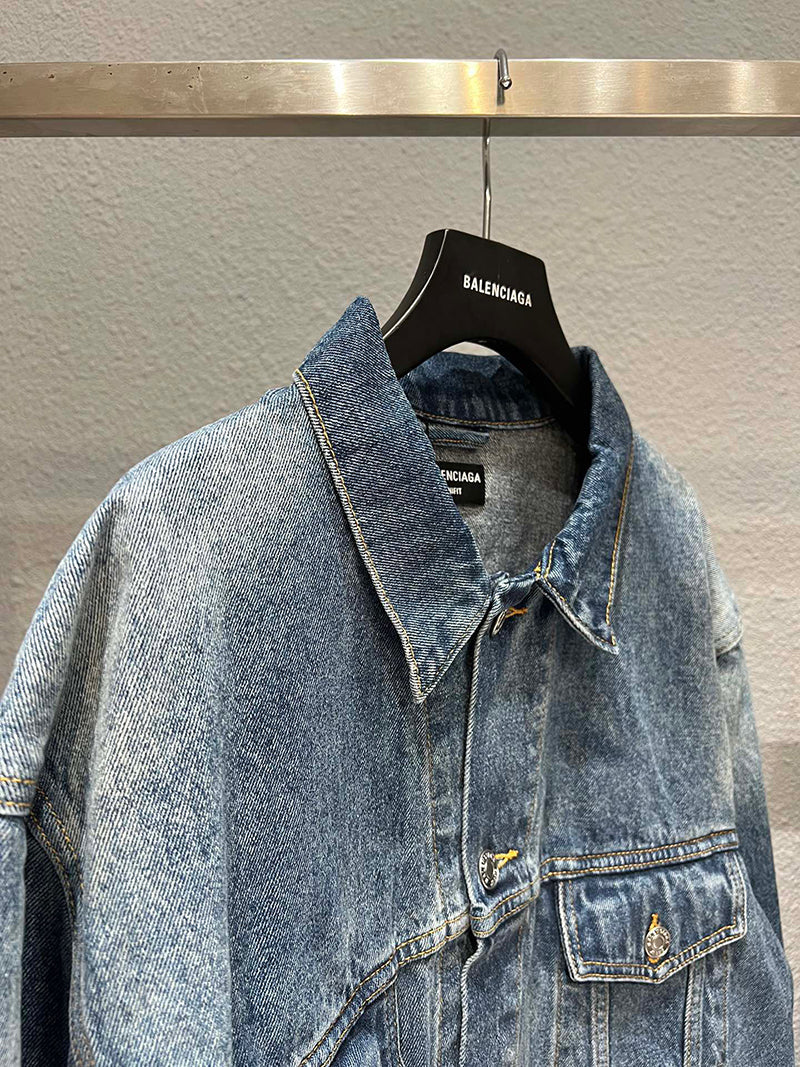 BALENCIAGA SPRAY PAINT LOGO DENIM JACKET Pink
