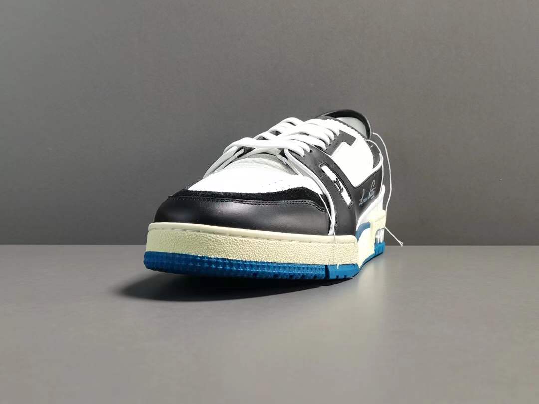 LV Trainer White Blue SS21
