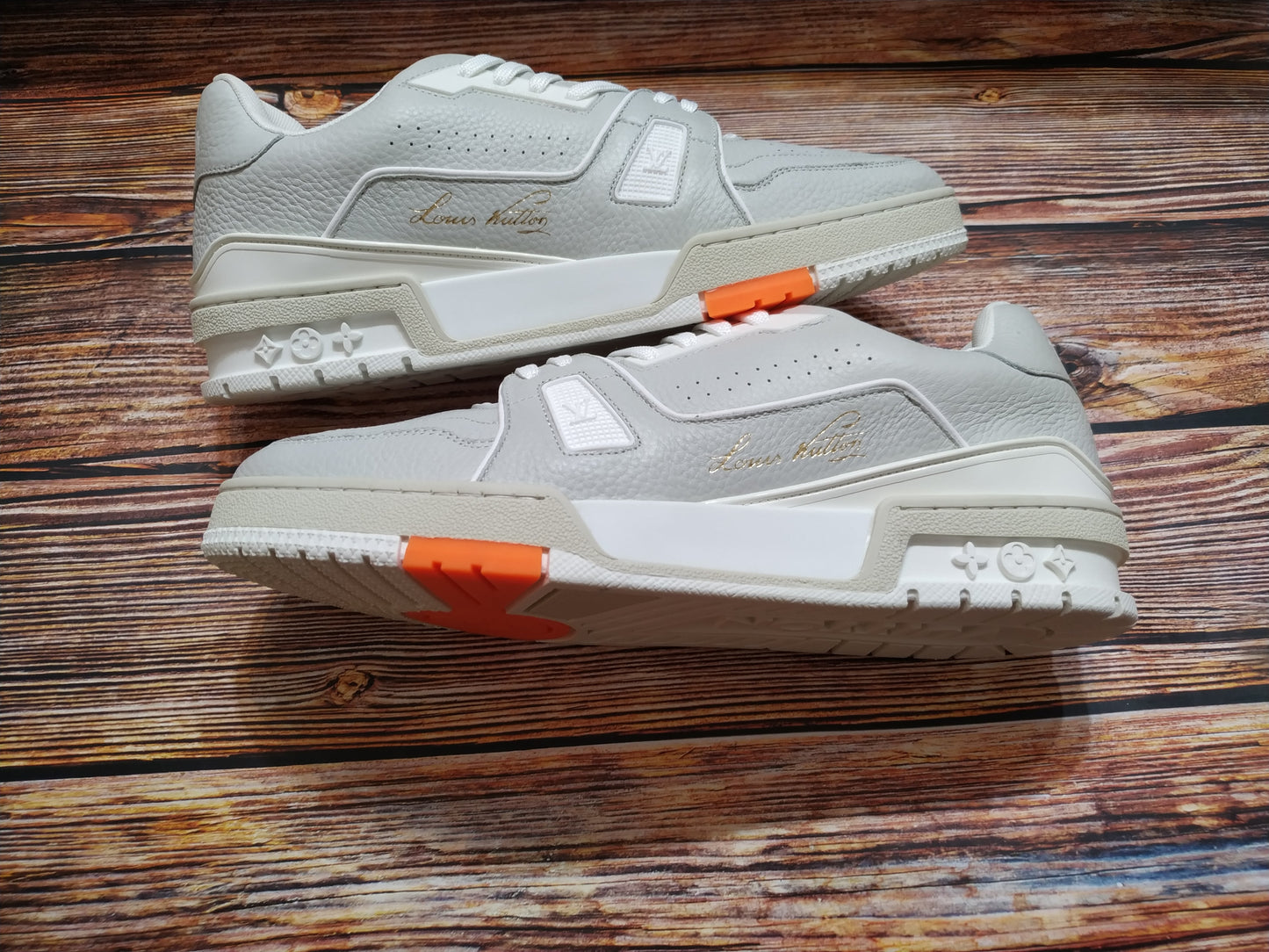 Louis Vuitton Trainer Low Top Grey