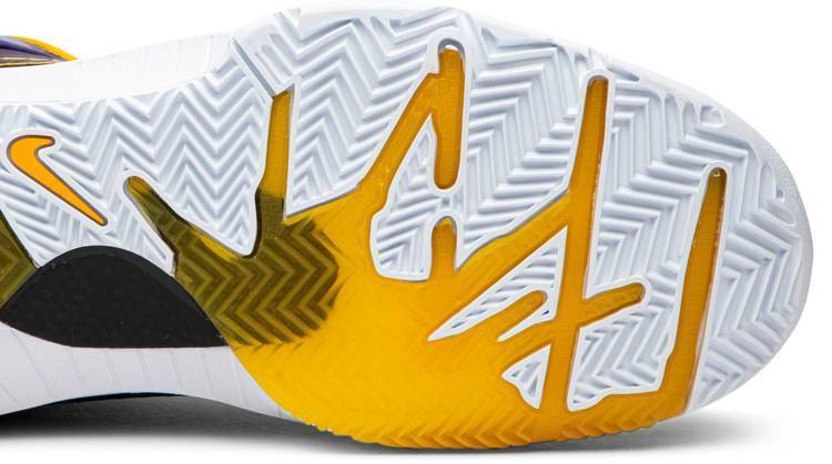 Undefeated x Kobe 4 Protro 'Court Purple'