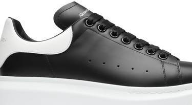 Alexander McQueen Wmns Oversized Sneaker 'Black White'