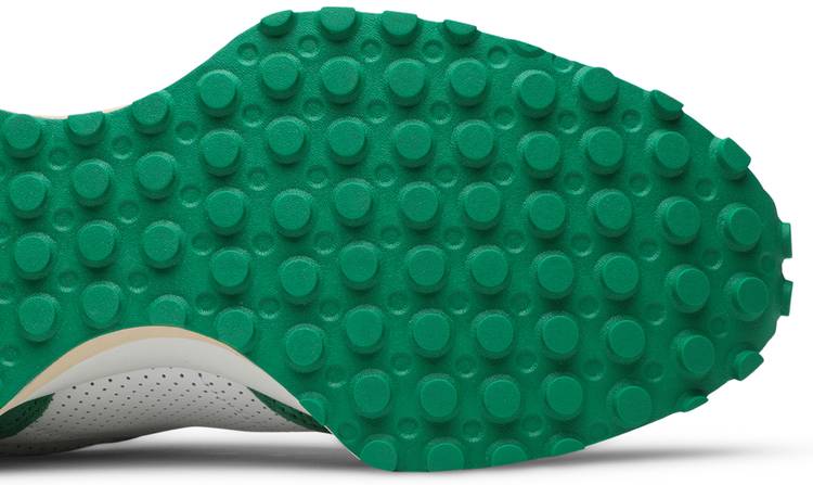 Casablanca x 327 'Idealist'