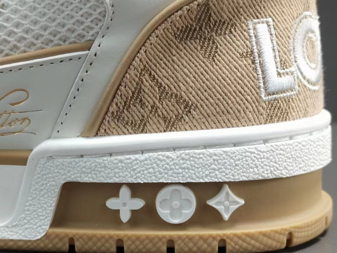 Louis Vuitton Trainer Monogram Denim Beige