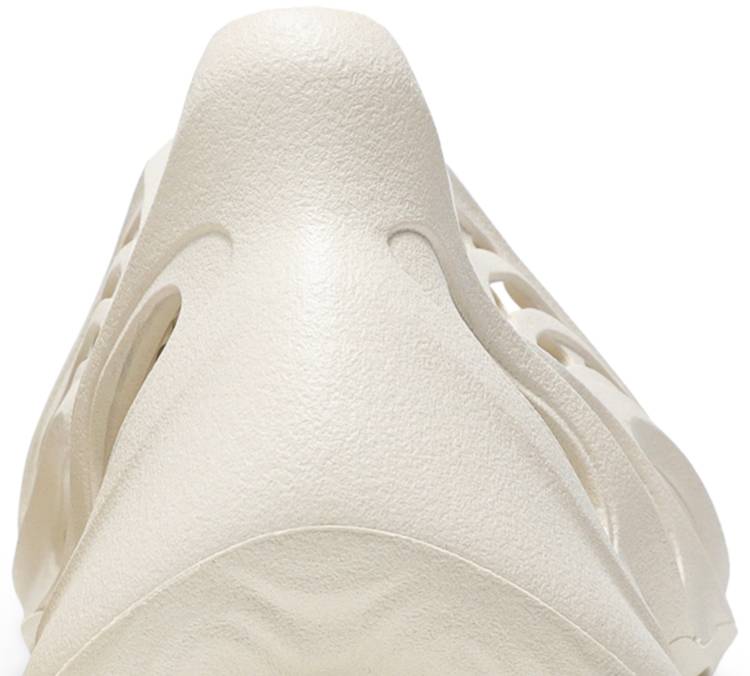 Yeezy Foam Runner 'Ararat'
