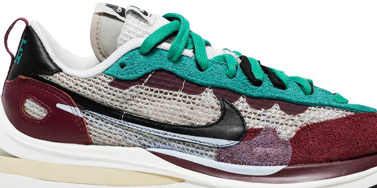 Sacai x VaporWaffle SP 'Villain Red'