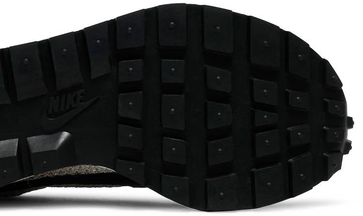 Sacai x VaporWaffle SP 'Villain Red'