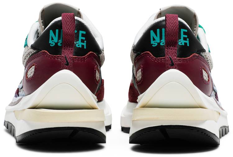 Sacai x VaporWaffle SP 'Villain Red'