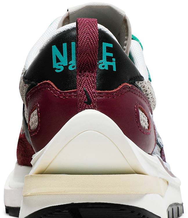 Sacai x VaporWaffle SP 'Villain Red'