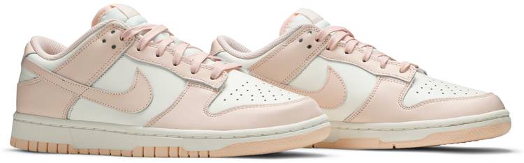 Wmns Dunk Low 'Orange Pearl'