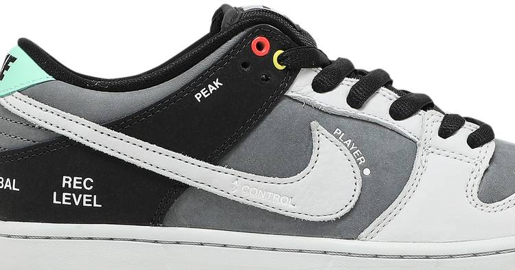 Dunk Low SB 'Camcorder'