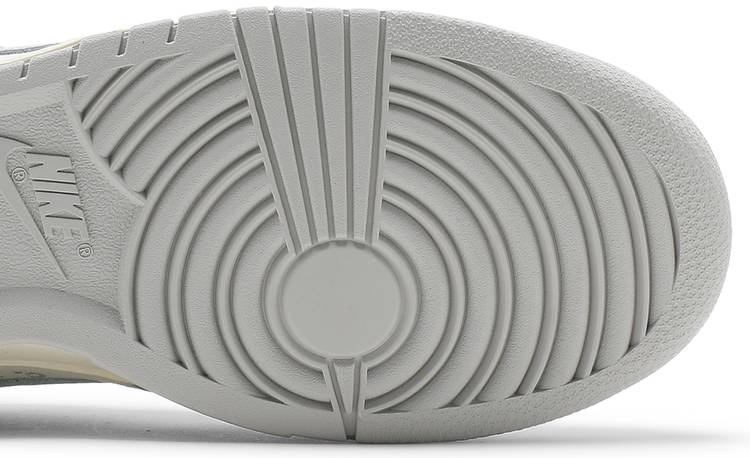 Off-White x Dunk Low 'Lot 08 of 50'