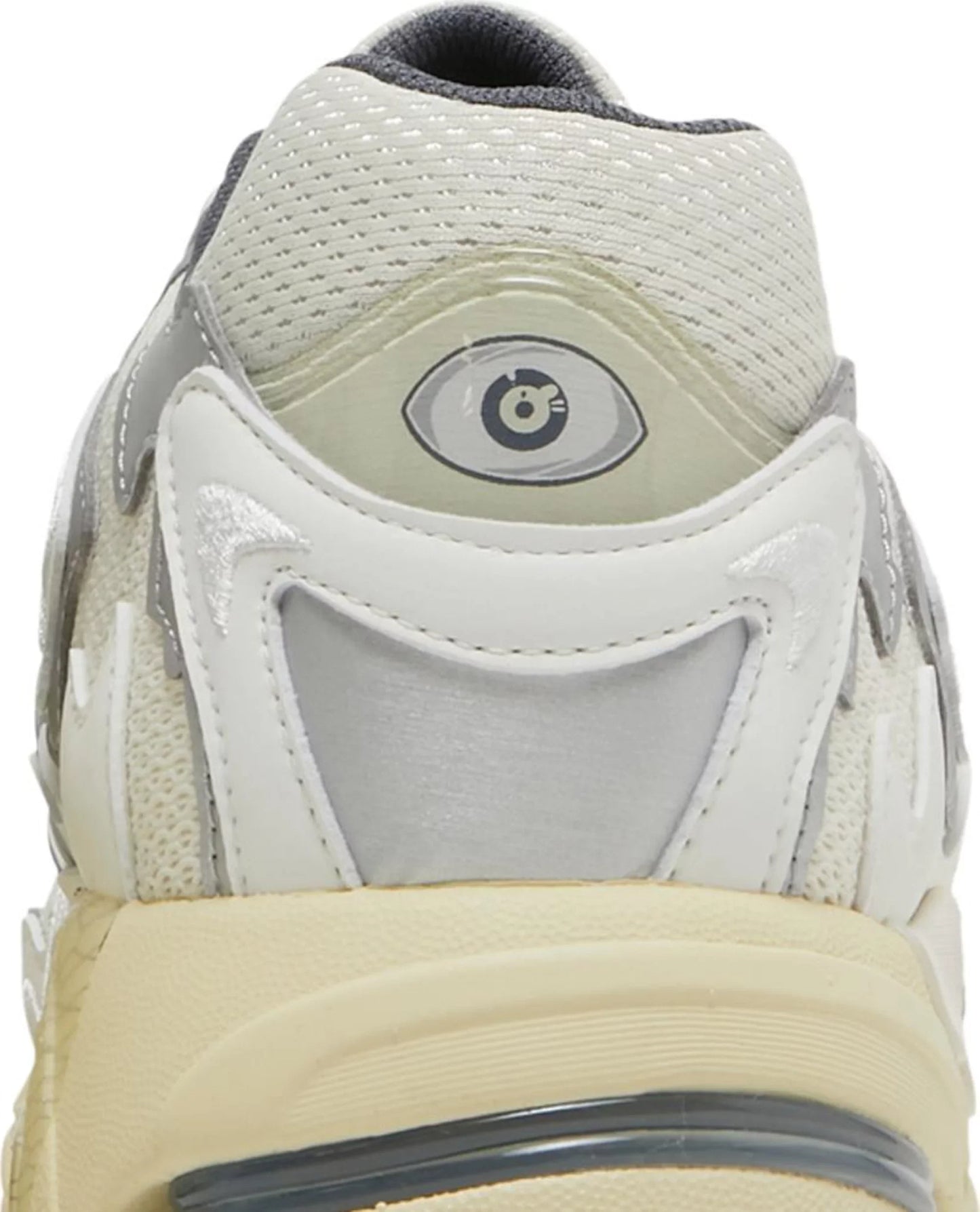 Bad Bunny x Response CL 'Cream White'