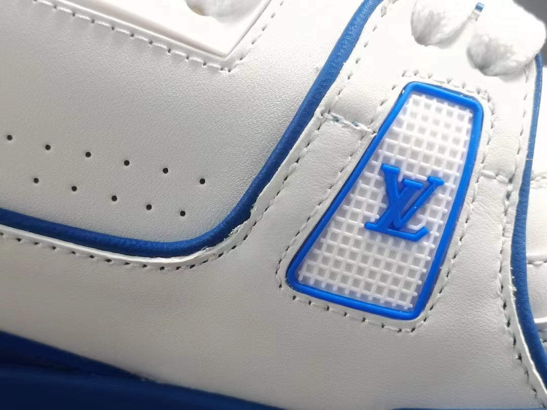 Louis Vuitton Trainer White Blue Signature