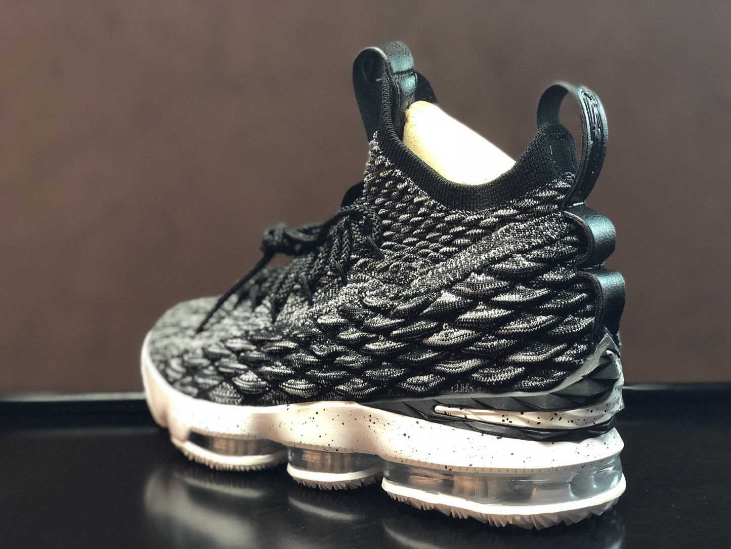 Nike Lebron XV Low EP 15 / Ashes