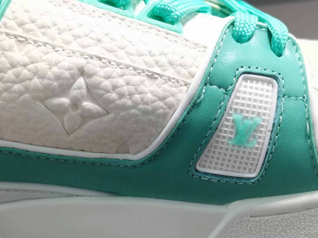 LV Trainer Green White