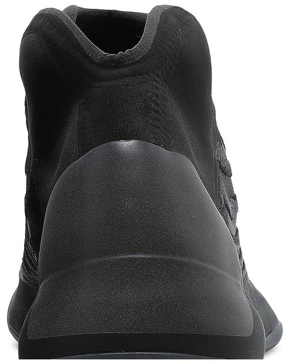 Yeezy Quantum 'Onyx'