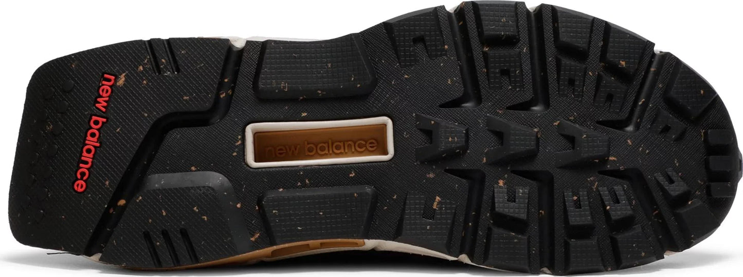 Salehe Bembury x 574 YURT 'Team Forest Green'