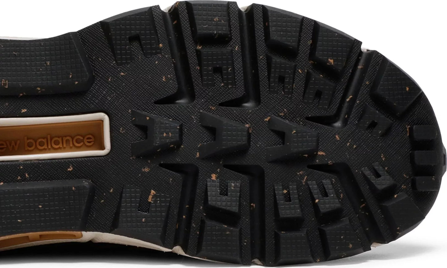 Salehe Bembury x 574 YURT 'Team Forest Green'