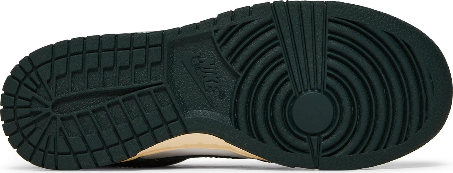 Wmns Dunk Low 'Vintage Green'