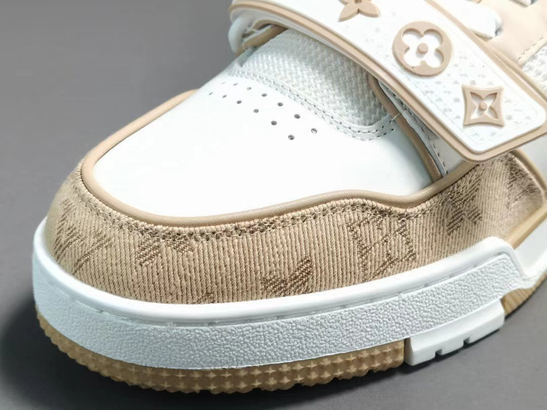 Louis Vuitton Trainer Monogram Denim Beige