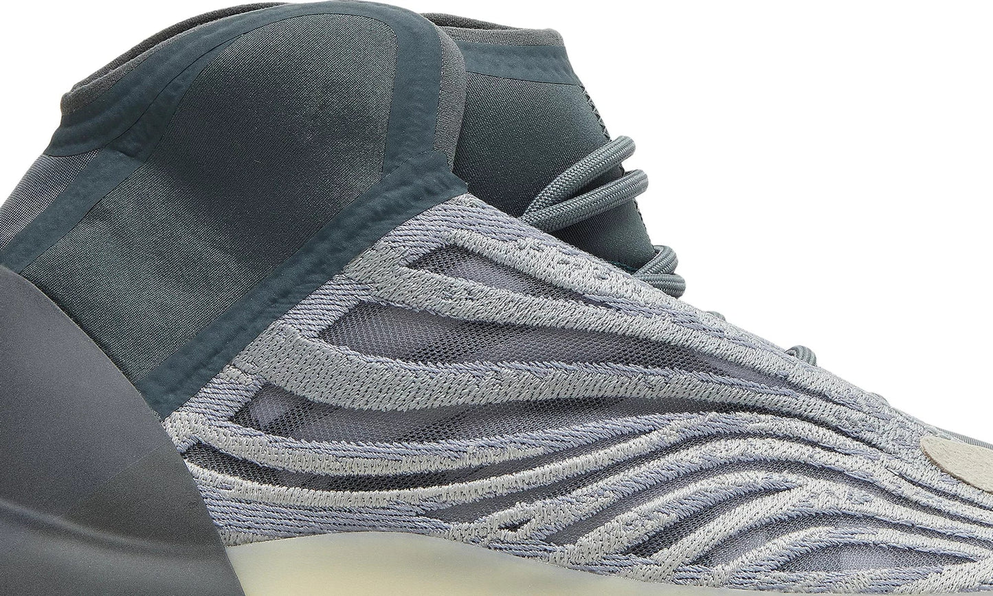 Yeezy Quantum 'Mono Carbon'