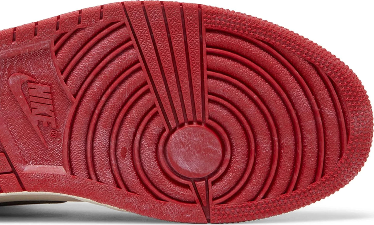 Air Jordan 1 Retro High OG  Chicago 'Lost & Found'