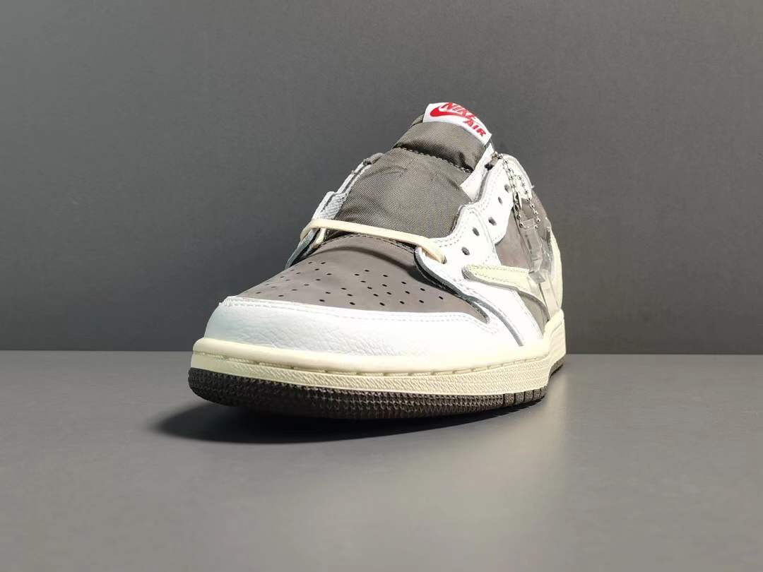 Travis Scott x Air Jordan 1 Low OG 'Reverse Mocha'
