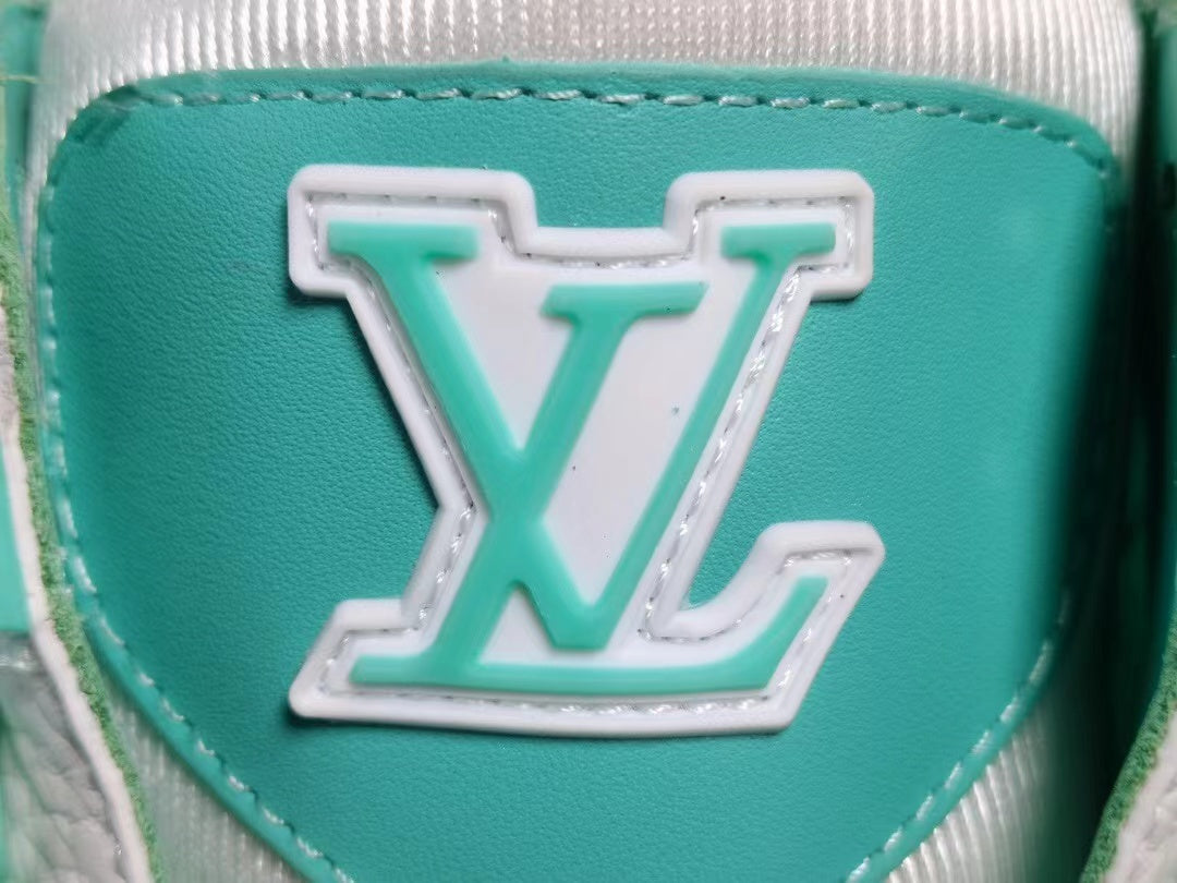 LV Trainer Green White
