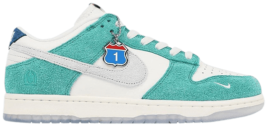 Kasina x Dunk Low 'Road Sign'