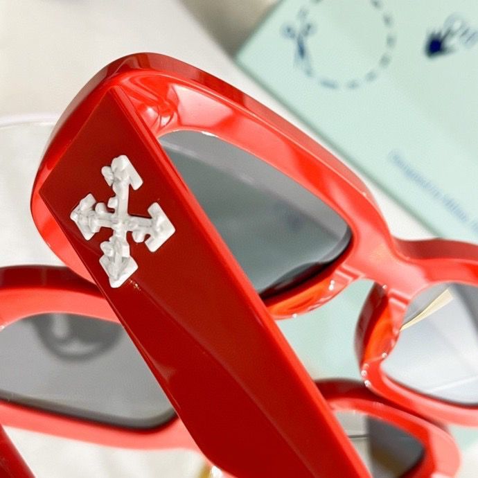 Off-White Carrara 50MM Oval Sunglasses Red