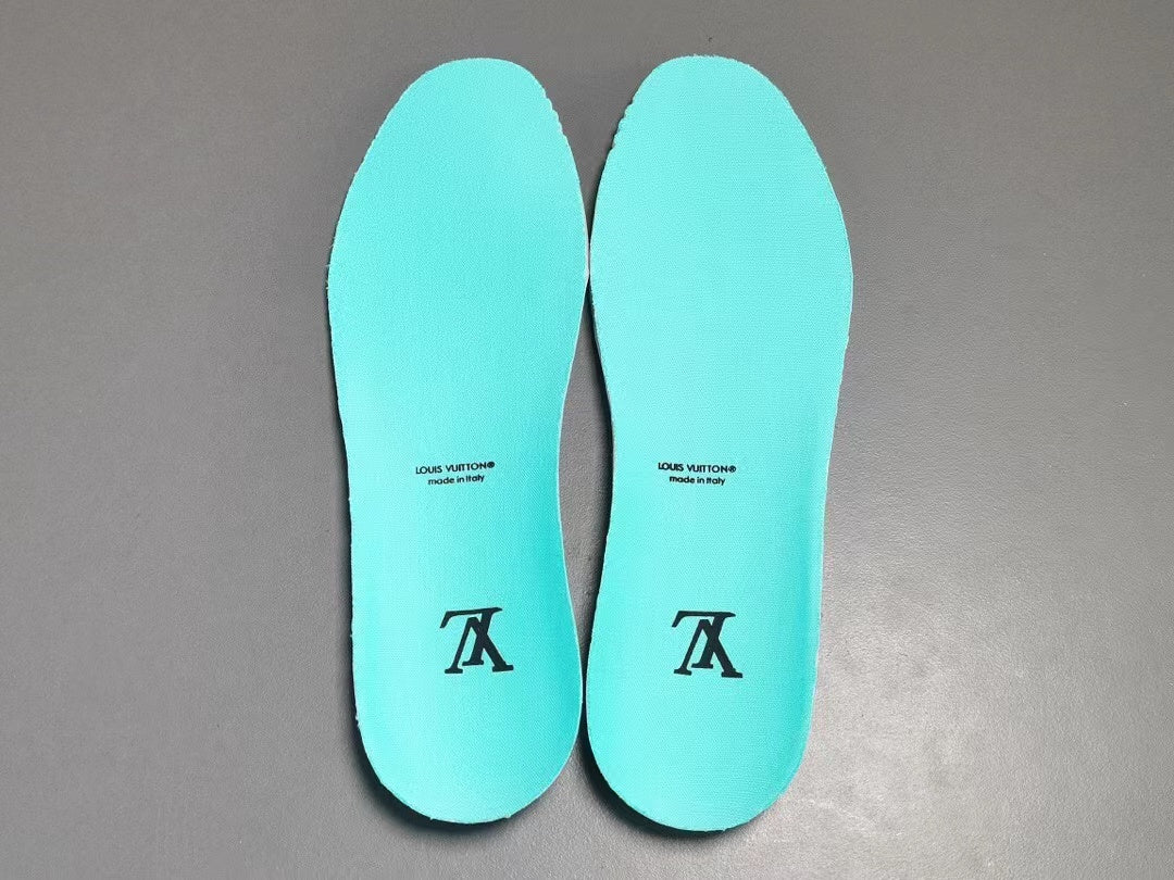 LV Trainer Green White