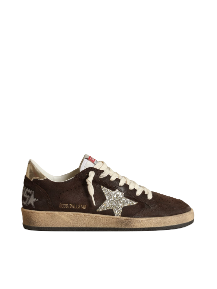 Golden Goose SUPERSTAR Ball Star in suede marrone con stella in glitter platino e linguetta in nylon bianco