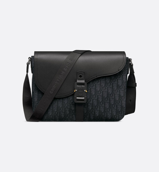 Dior Saddle Messenger Bag Oblique in black jacquard