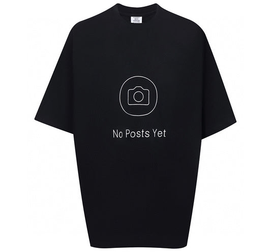 VETEMENTS No Posts Yet T-shirt | Black