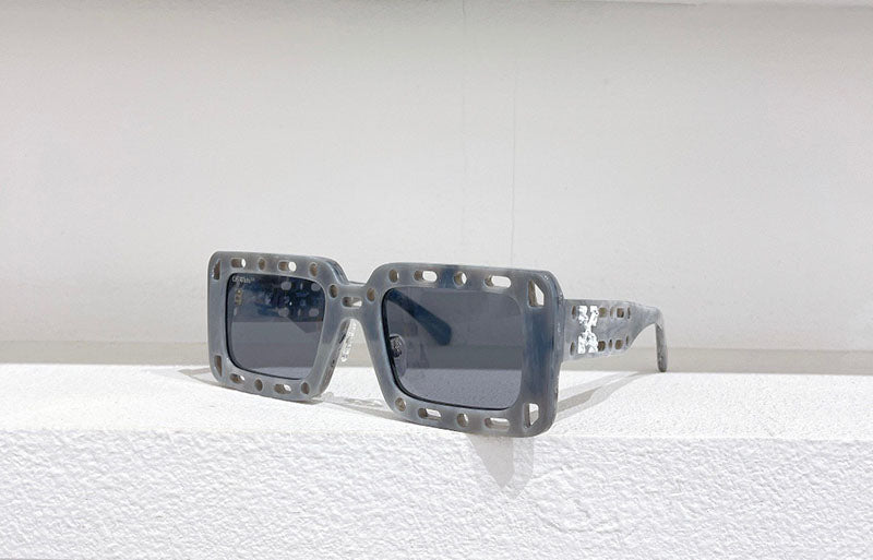 OFF-WHITE Atlantic Cut-Out Detail Square Frame Sunglasses