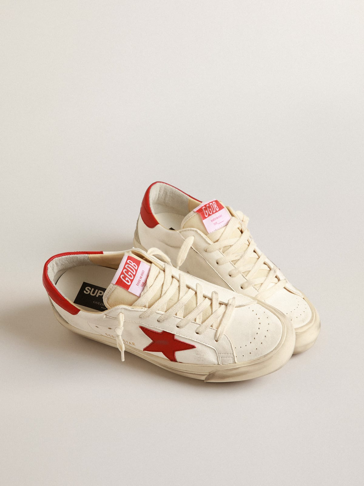 Golden Goose SUPERSTAR LTD in nappa with red star and heel tab