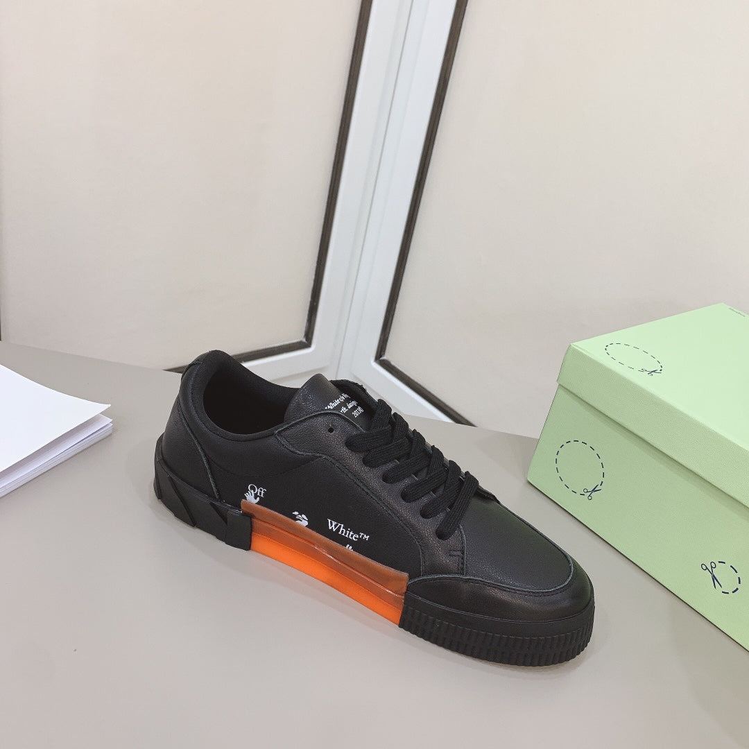 Off-White Vulc Low 'Black IRIDESCENT'