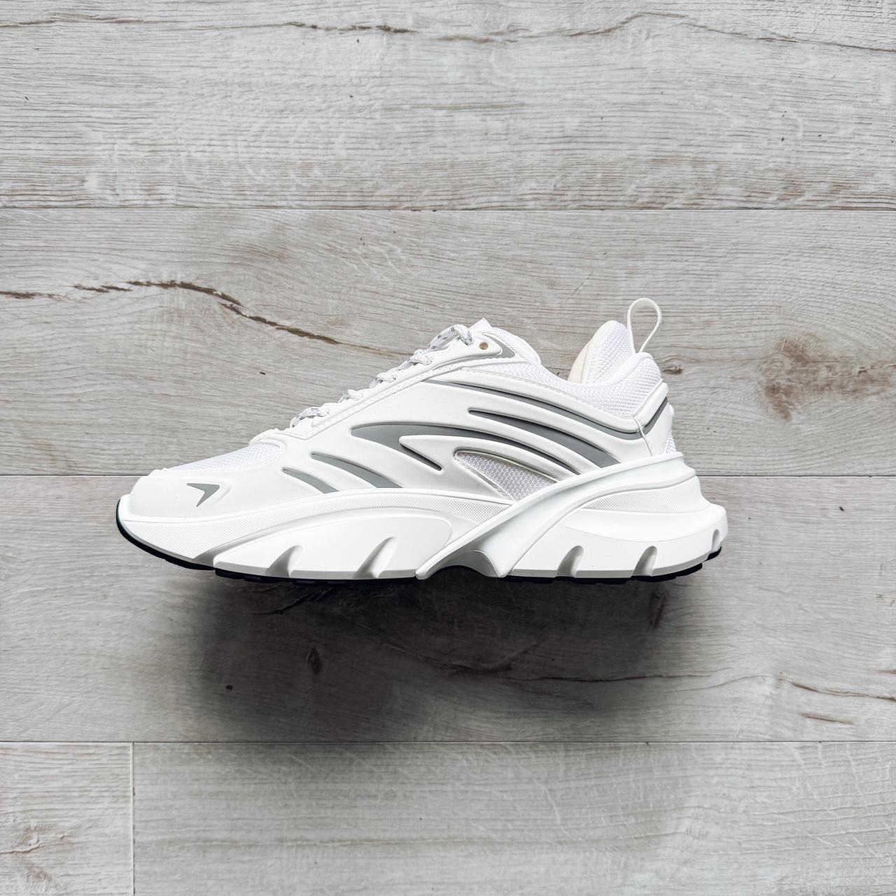 Dior B32 'White'
