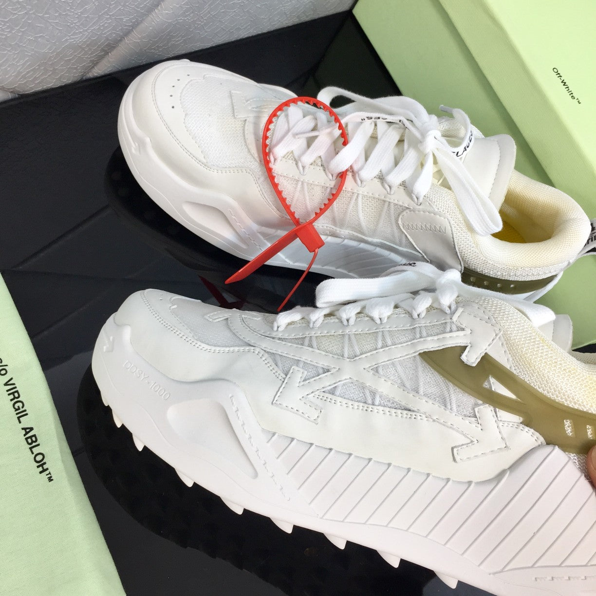 Off-White Wmns ODSY-1000 'White Light Grey'