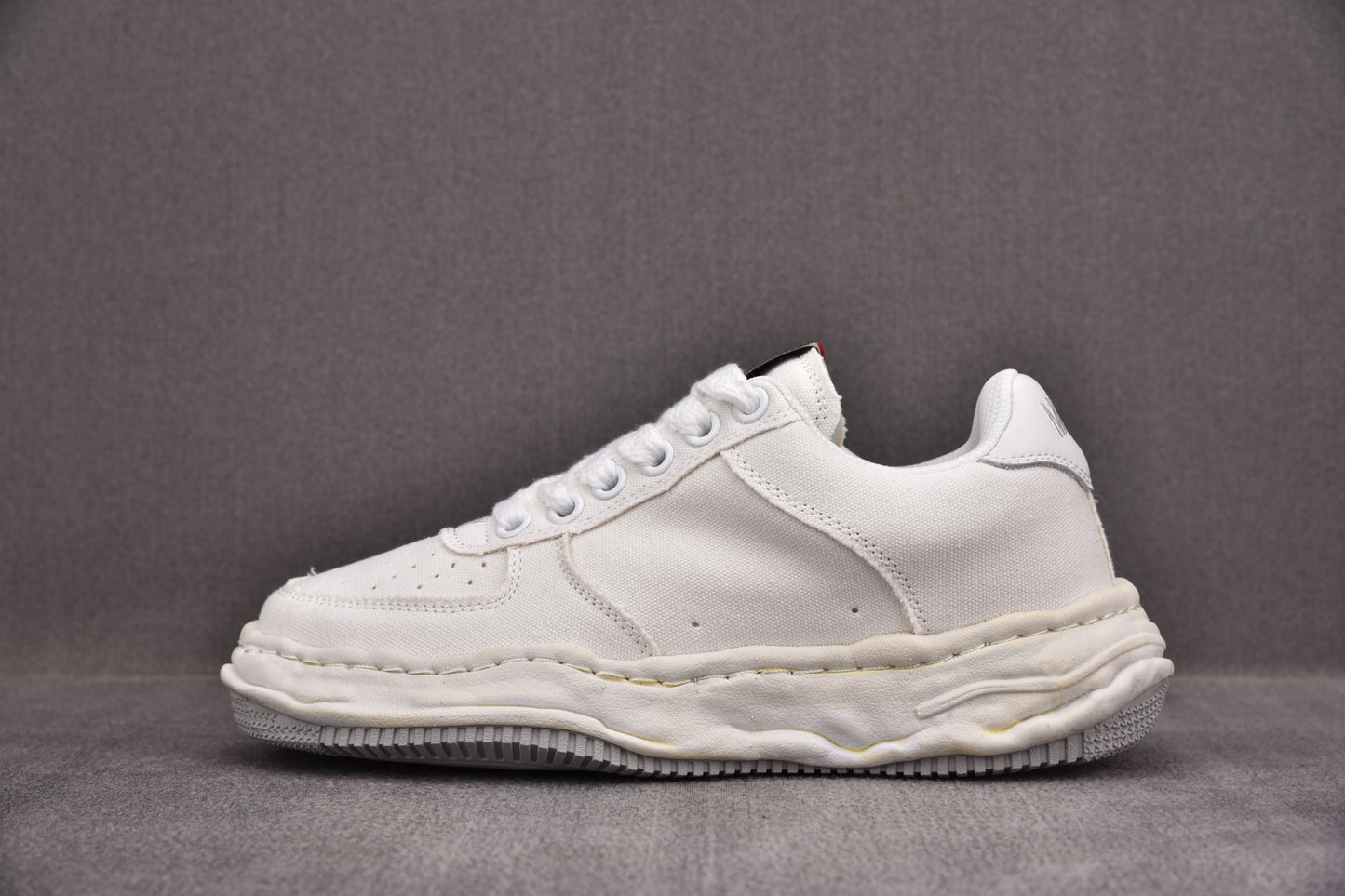 Maison Mihara Yasuhiro Wayne OG Sole Washed Canvas Low White