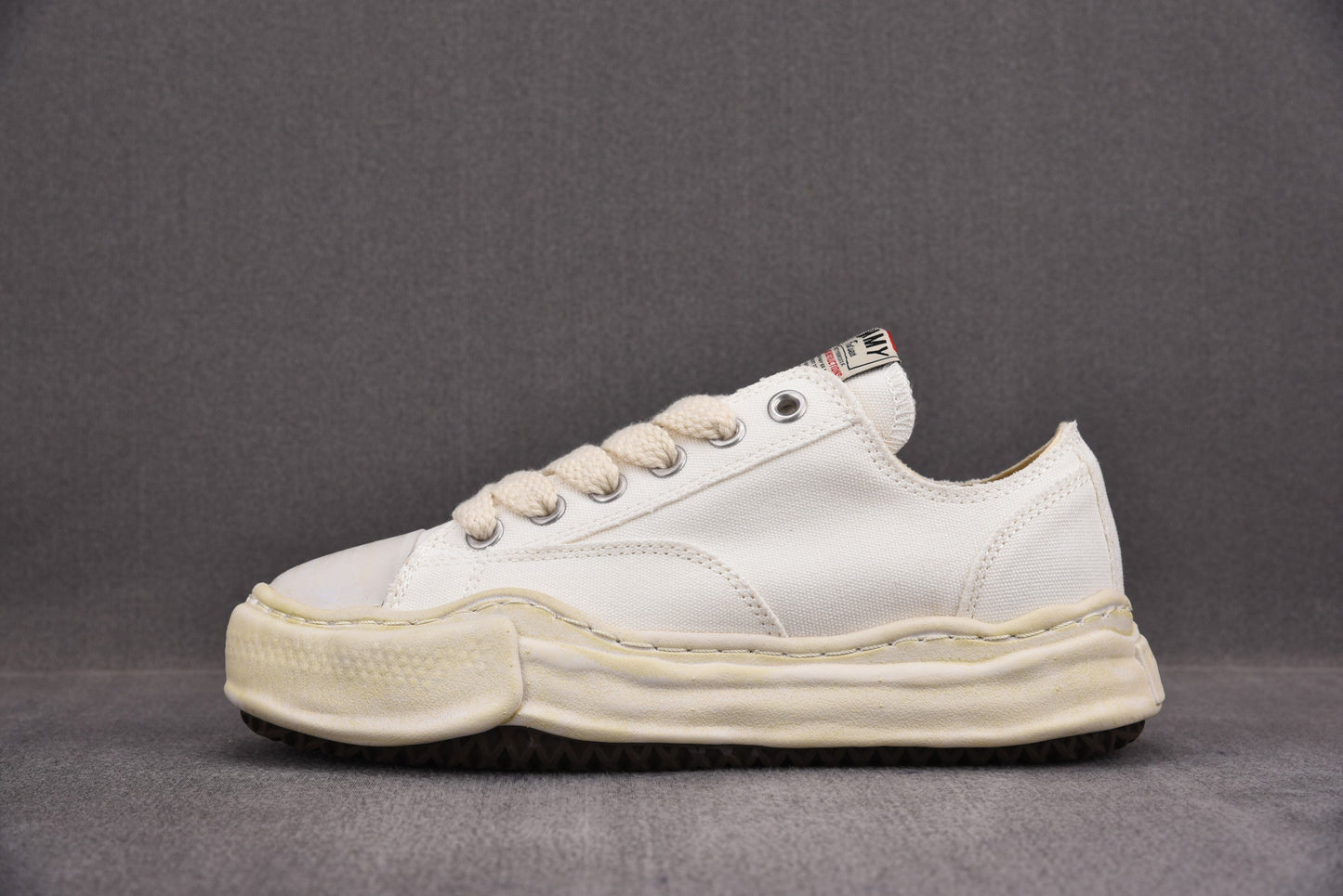 Maison Mihara Yasuiro Baker OD OG Sole Canvas Low White