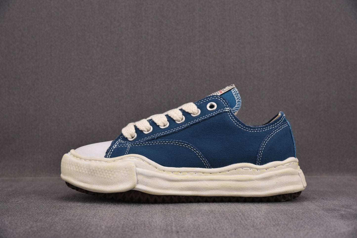 Maison Mihara Yasuiro Baker OD OG Sole Canvas Low Blue