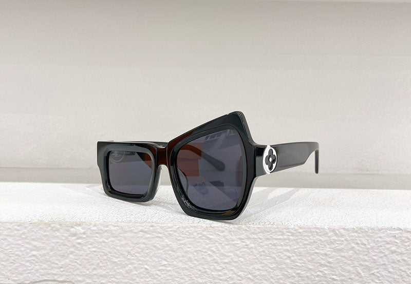 Louis Vuitton LV Disorted Sunglasses