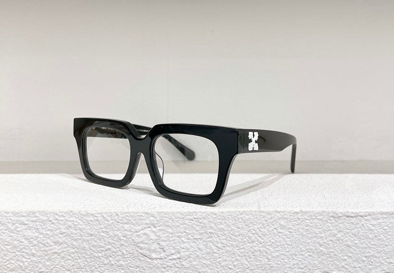 Off-White Rectangular Frame Sunglasses