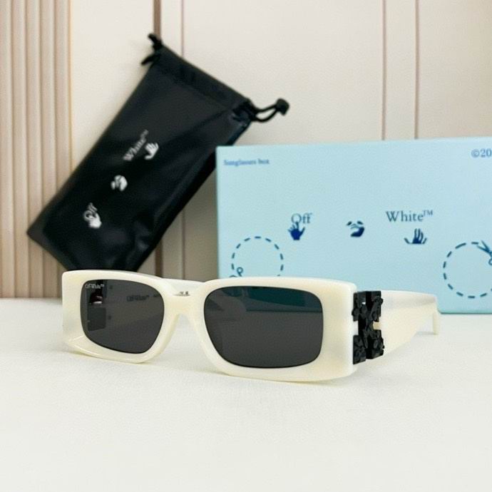 OFF-WHITE Roma Sunglasses