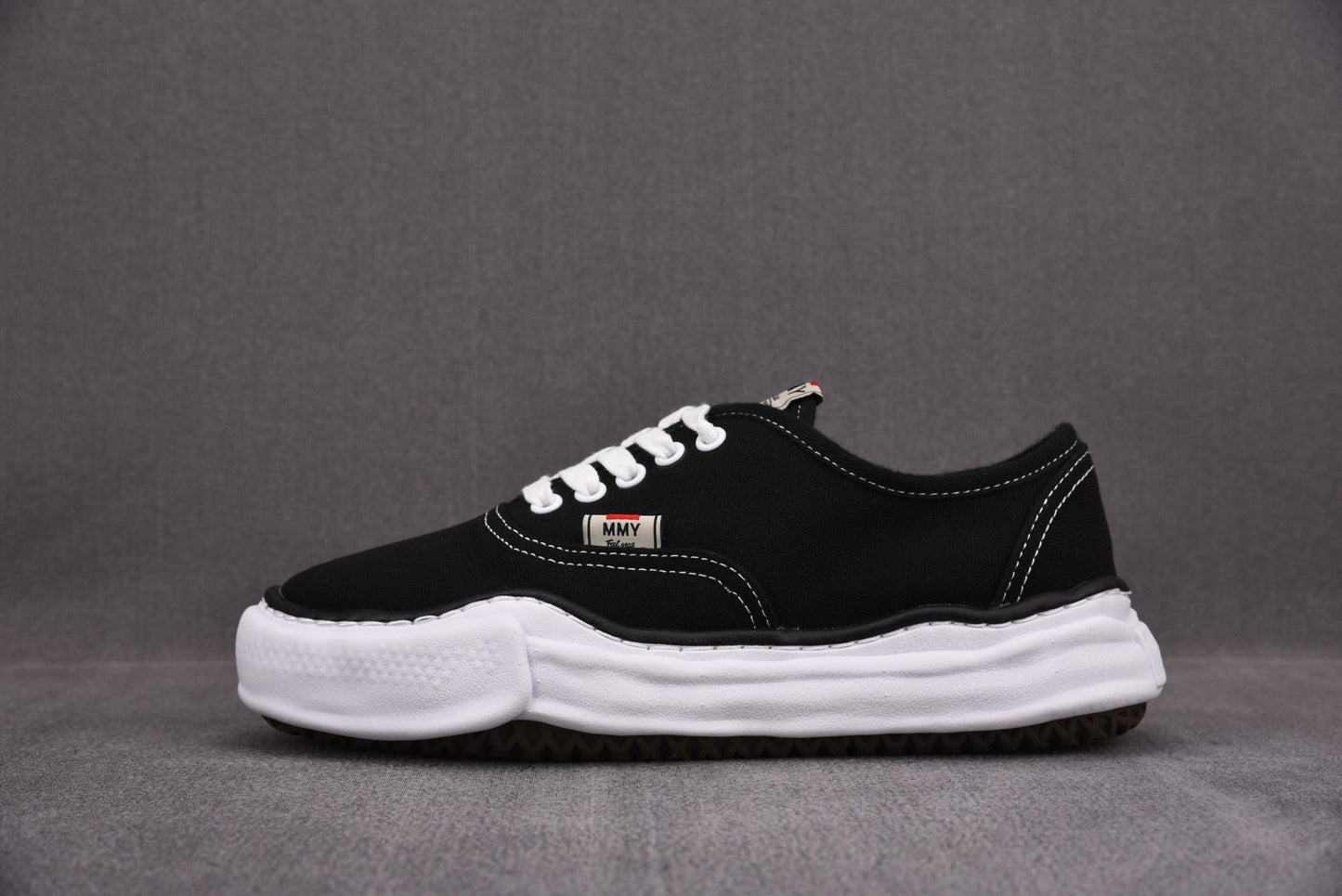 Maison Mihara Yasuiro Baker OG Low Black